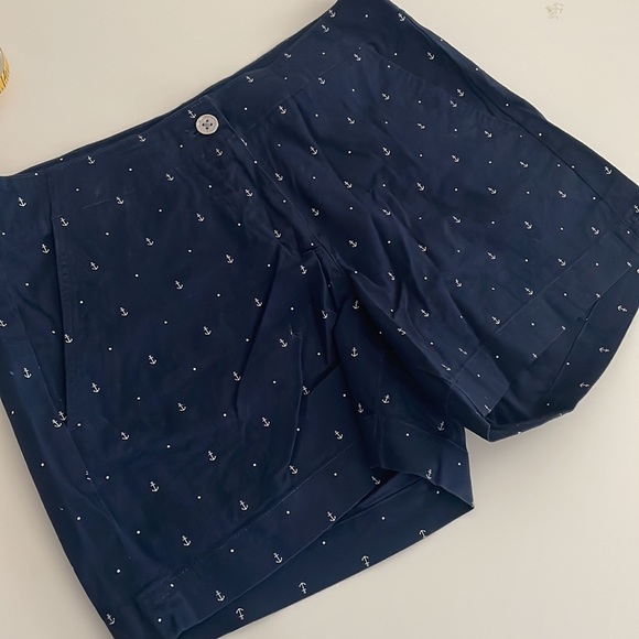 Set-Nautica Navy & White Top & Shorts Set- Top: size Small; Shorts: size 8 - Picture 13 of 16